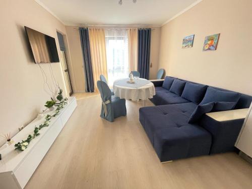 Sunny Varvara Apartment