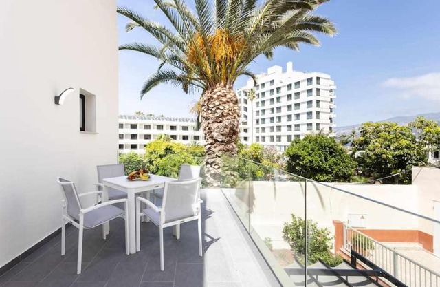 Island Lago Martianez 