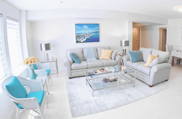 Sunnyside Home Suite at South Surrey White Rock ,Vancouver BC