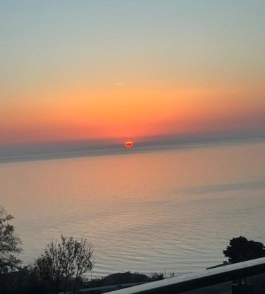 Sunrise l 1BD Sea View l Pool l Free Parking