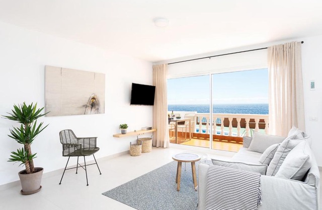 Sunrise On The Ocean