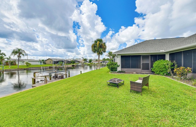 Sunroom & Dock! Canal-Front Home in Port Charlotte