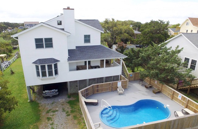 Sunsational: Spacious home with saltwater pool