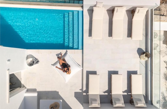 Sunsenses villa Electra