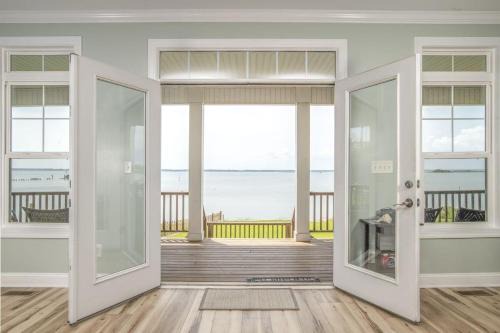 Sunset Bay Retreat home