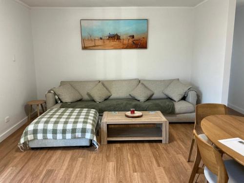 Sunset Break Apartments - 1 x 2 Bedroom Upstairs and 1 x 2 Bedroom Downstairs