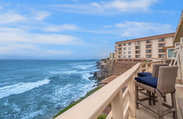 Sunset Cliffs Oceanfront Home | Jacuzzi, BBQ & Patios w/Panoramic Views | Dog-Friendly