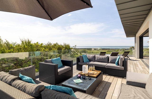 SUNSET - Luxury Villa with Ocean View & Heated Pool in Anglet - BARNES