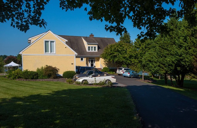 Sunset Retreat - Beautiful Lake Front Rental Property