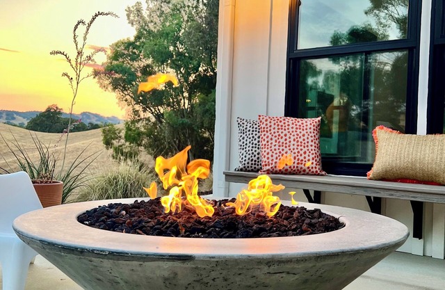 Sunset View Luxury Living on 5 Picturesque Acres