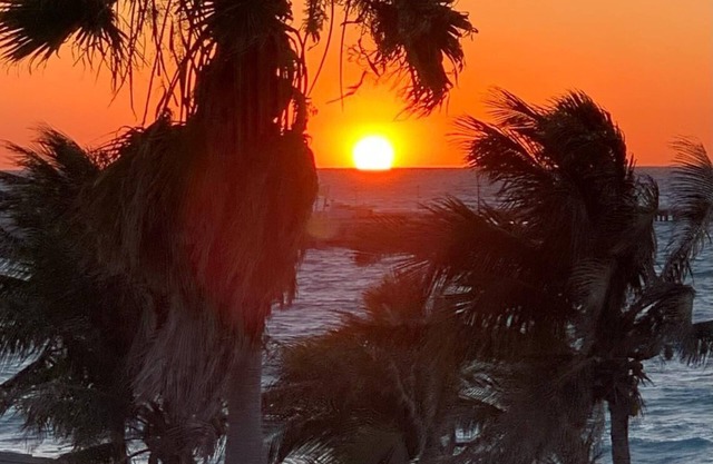 Sunsets In Paradise - Third Floor, Breathtaking Oceanviews!