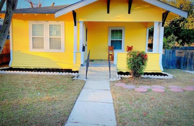 Sunshine Cottage-Cozy Bright Family Home The Pearl