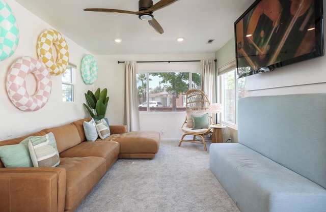 Sunshine Mesa Spa Ac 10+ Guests Theatre Downtown Beach 3 Bed/2 Bath
