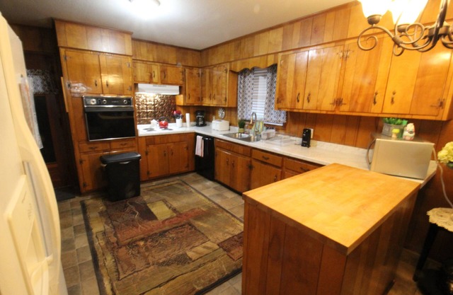 Super Clean 3 Bedroom House near Masters Golf Tournament.