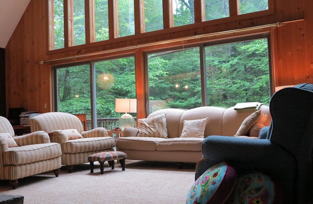 Super Clean Renovated Ski Chalet in Summer!