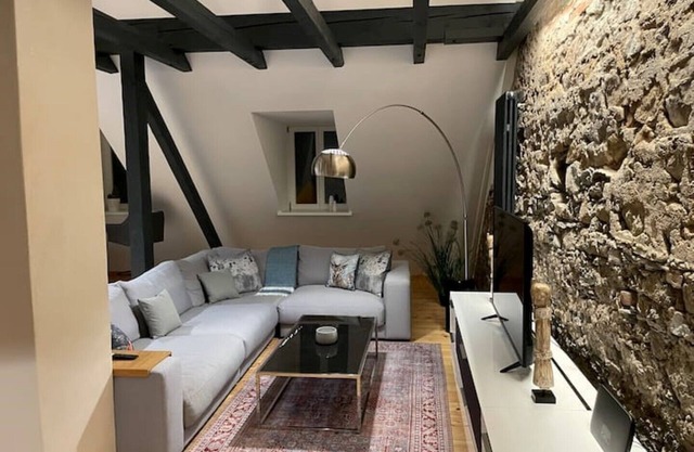 Super Exclusive LOFT *Central*Parking*