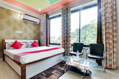 Super Hotel O Legacy Raebareli