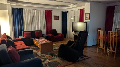 Super Luxurious Apartment, Prishtina Centrum 150m