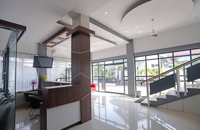 Super OYO Capital O 92096 Kuala Ulee Lheue Residence Syariah
