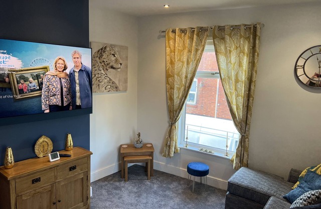 Superb 2 bed Apartment Great location