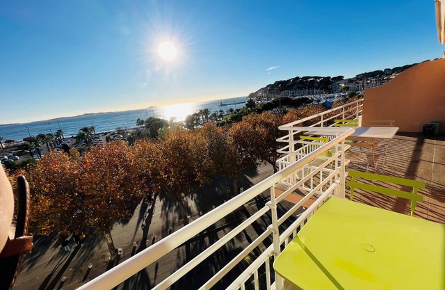 Superb apartment Grand sea view Full center
