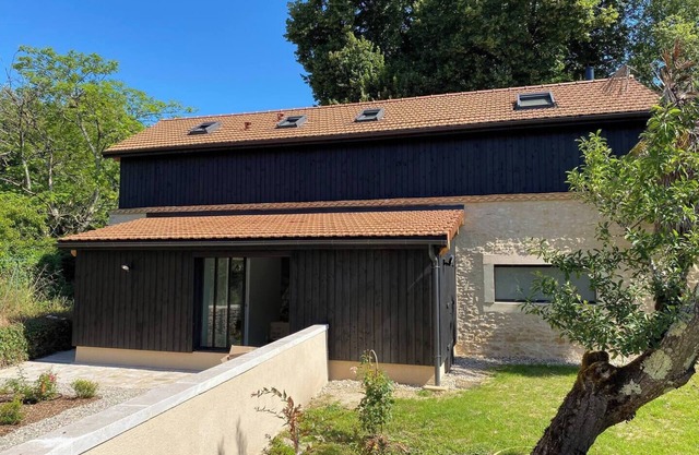 Superb barn in the Dordogne, in the heart of Trémolat
