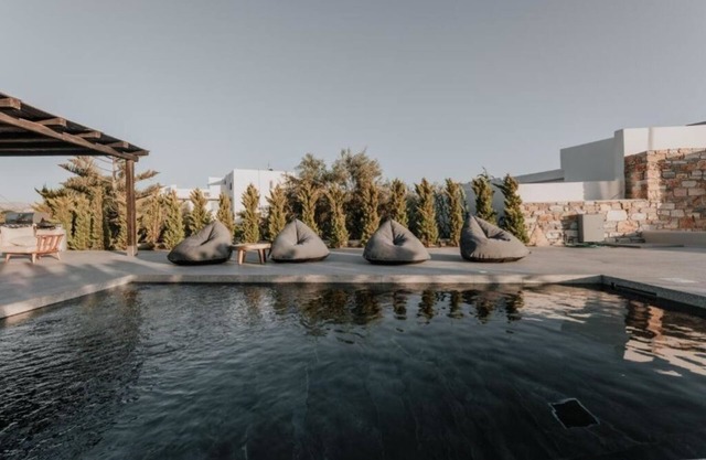 Superb Grand Villa with Private Pooln