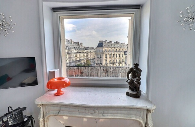 Superb Studio Fireplace Balcony Air-conditioning