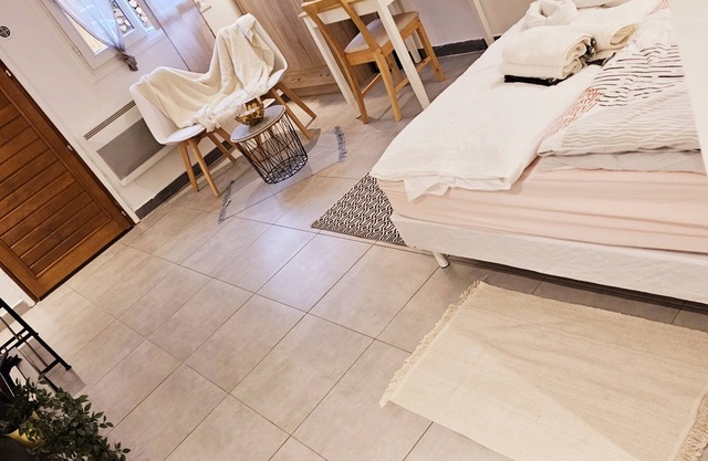 Superbe Appartement Neuf à Proximité de la Gare du RER B LE Guichet