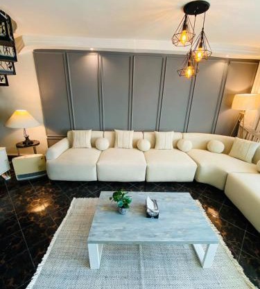 SUPERHOST Apartments - Near GPO & Mall Road