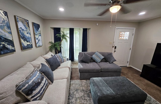 SUPERHOST Luxury Praise Place: 2-b/rm, 1 bath in Mesquite/CRIB/ConventionCenter