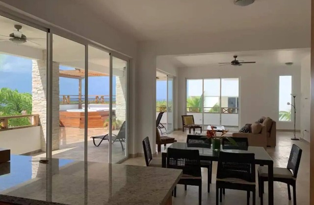 Superior Apartment/Colina al Mar Stunning Ocean & Mountain views on Coson Hills