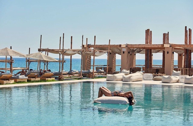 Superior Garden Room Outdoor Jacuzzi Sea-Glance Terrace