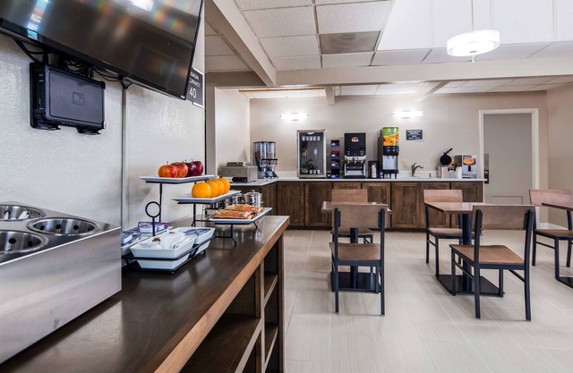 SureStay Hotel by Best Western Higginsville