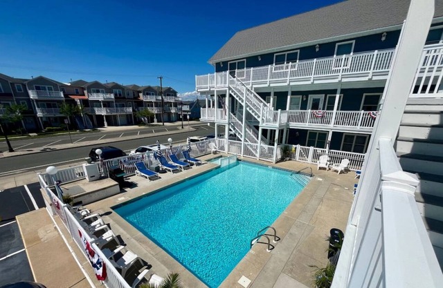 Surf Ave Suite: Pool, Beach, & Boardwalk