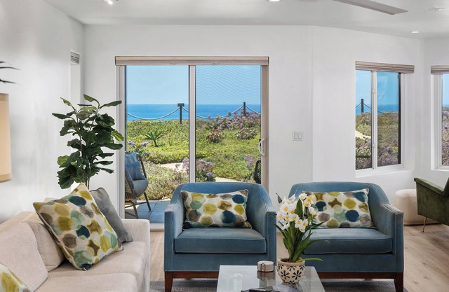 Surf Song Symphony - Luxury Oceanfront Condo