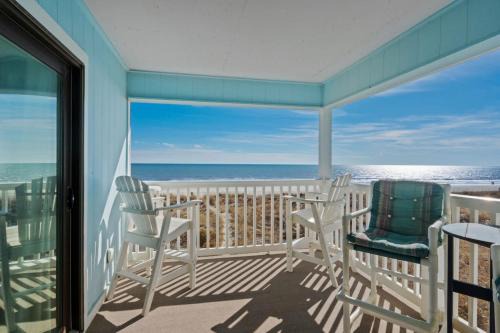 Surf Villas B3 - Oceanfront