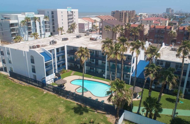 Surfside II 109