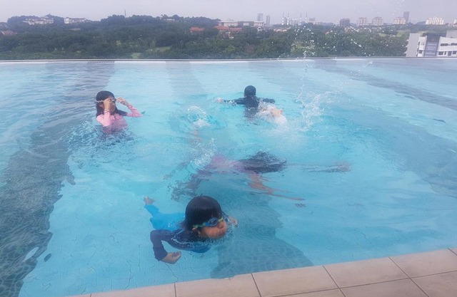 Suria Jelutong 