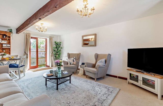 Swallowfield Cottage