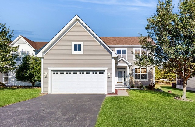 Swann Cove spacious house w/community pool, deck, patio & grill