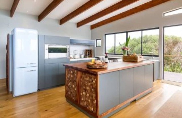 Sweeping Beachfront Views over Noordhoek and beyond