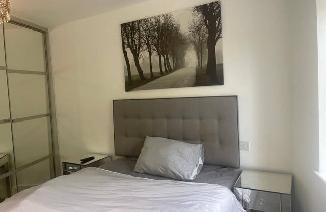 Sweet Ivy One Bedroom Flat