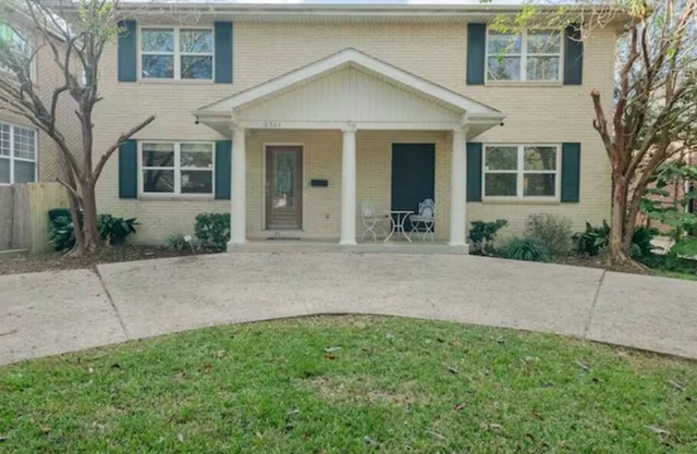 Sweet Oasis - Close to City Park Sleeps 15