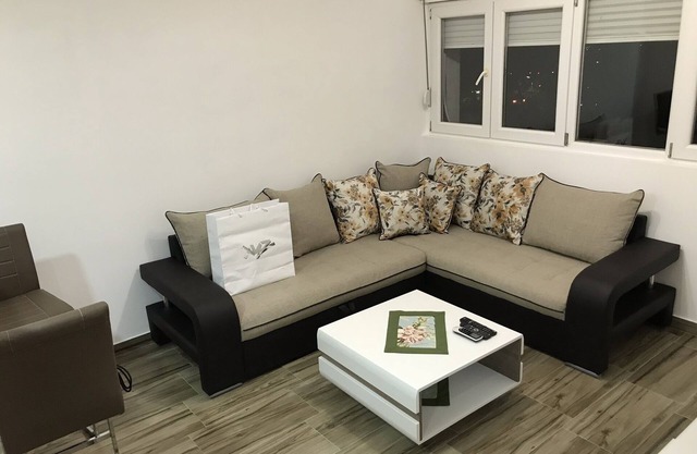 Sweet small apartment in Podgorica with park view