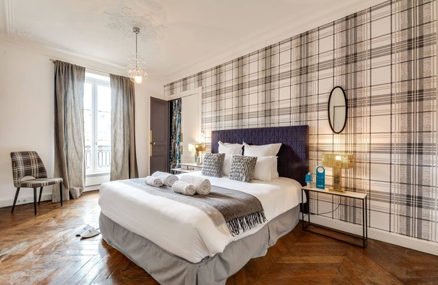 Sweett | Rivoli II - Three Bedroom Apartment, Sleeps 6