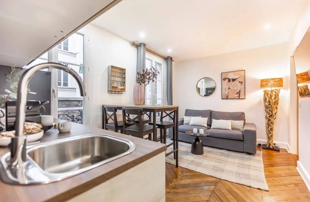 Sweett | Troyon II - Two Bedroom Apartment, Sleeps 6