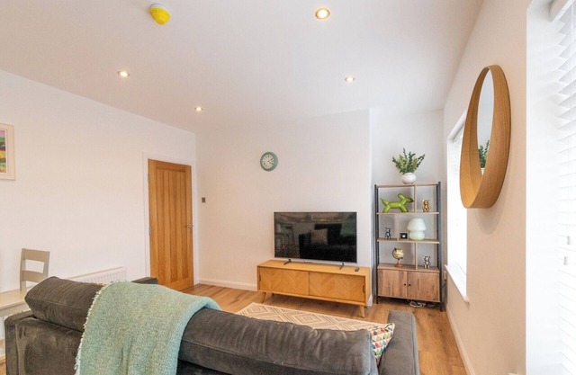 Swillington Retreat: Modern 2BD Flat in Leeds