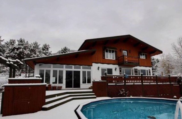 Swiss Chalet with outdoor spa