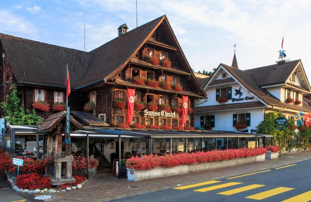 Swiss-Chalet Merlischachen - Historik Chalet-Hotel Lodge